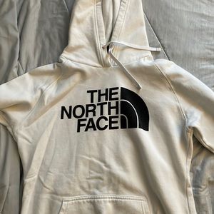 North Face Women’s Half Dome Pullover Hoodie